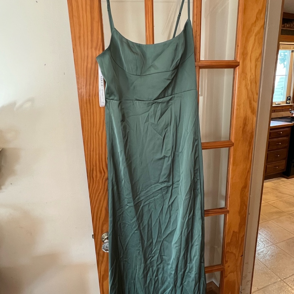 Kendall & Kylie Elegant Green Women's Dress